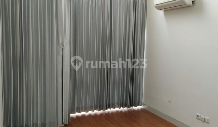 Rumah 2 Lantai Baru HGB di Pakuwon City, Surabaya 2