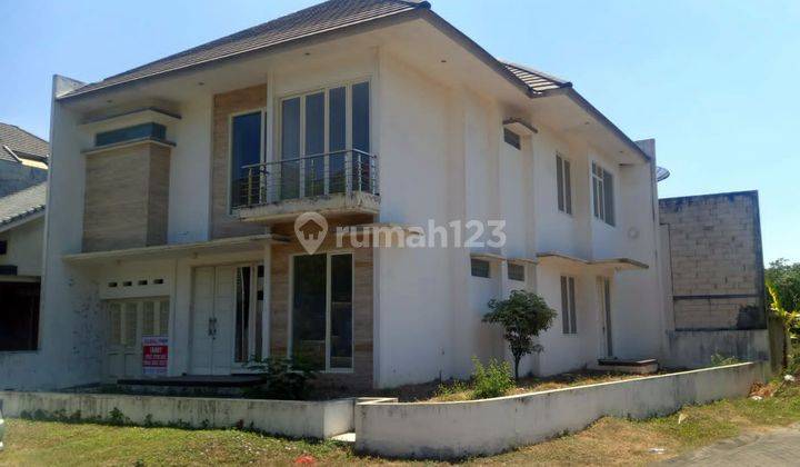 Rumah 2 Lantai Baru HGB di Eastwood Citraland, Surabaya 1