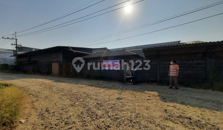 Gudang di Raya Cangkir Driyorejo, Gresik 600 m Bagus SHM Gudang di Raya Cangkir Driyorejo, Gresik 600 m Bagus SHM