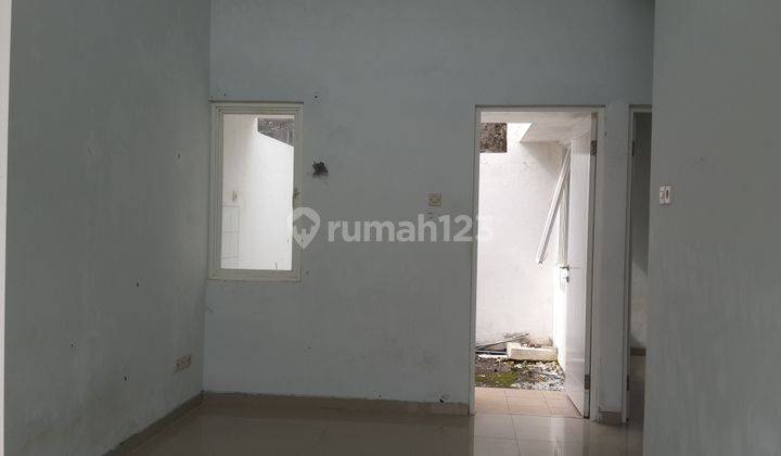 Rumah Sertifikat Hak Milik di Green Semaggi Mangroove, Surabaya 2