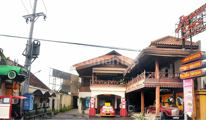 Nice Freehold House on Raya Wiyung, Surabaya
