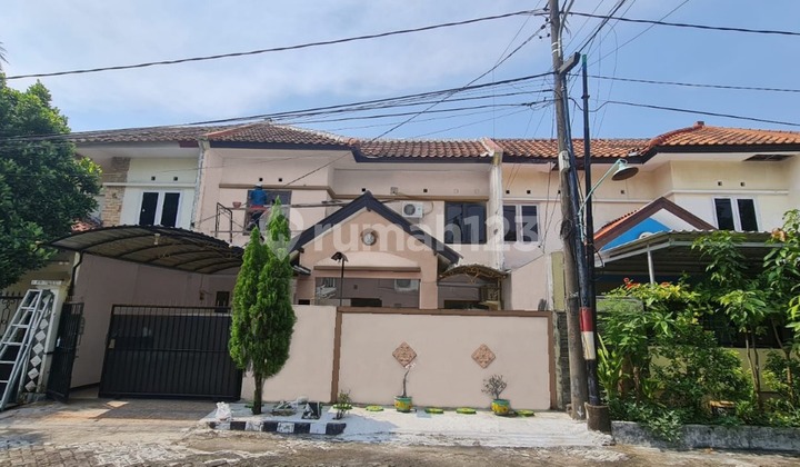 Nice 2-Story House with SHM in Babatan Pilang, Surabaya 1