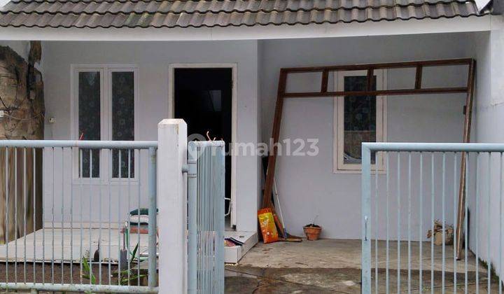 Rumah Sudah Renovasi SHM di Simpang Darmo Permai, Surabaya 1