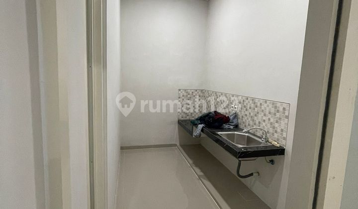 Rumah 2 Lantai Baru SHM di Sutorejo, Surabaya 2