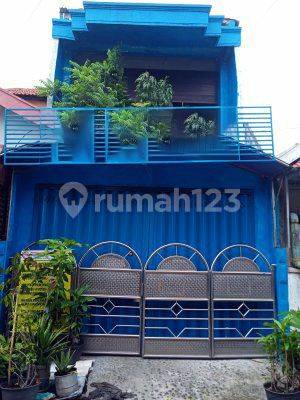 Rumah 2 Lantai Bagus di Ngagel, Surabaya 2