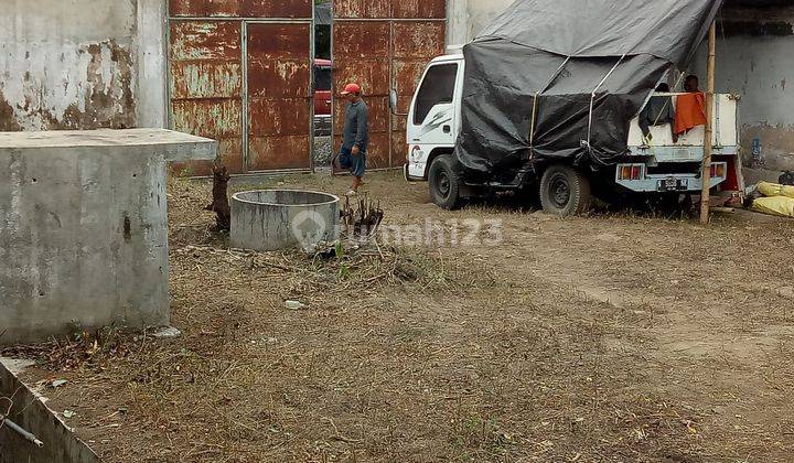 Gudang di Pasirian Lumajang, Lumajang 500 m Bagus SHM 1