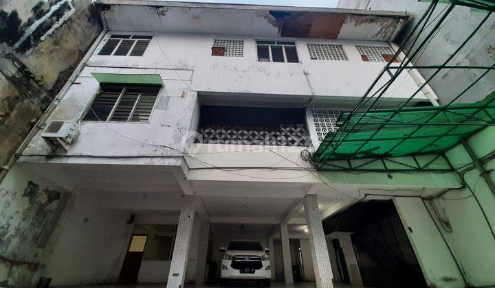 Rumah 2 Lantai di Raya Kedungsari, Surabaya 1