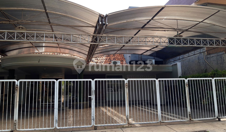 Rumah Usaha Siap Huni Pusat Kota 1