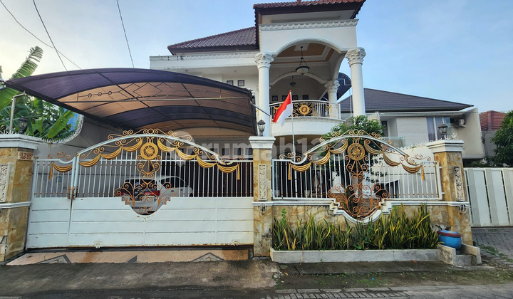 Rumah Klasik di Kebonsari