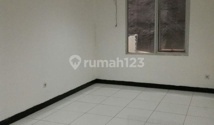 Office Building on Putat Indah Street