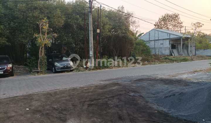 SHM Land 1125 m2 Ready to Use, Gunung Anyar Main Road