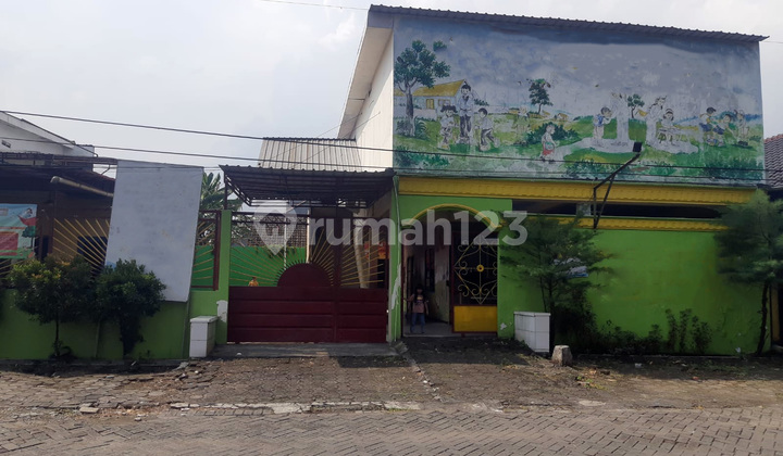 Driyorejo Gresik Elementary School Driyorejo Gresik Elementary School