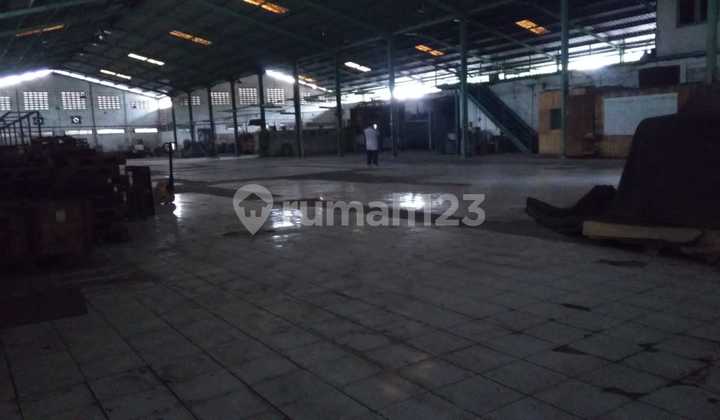 Gudang Strategis Di Tole Iskandar Depok 5