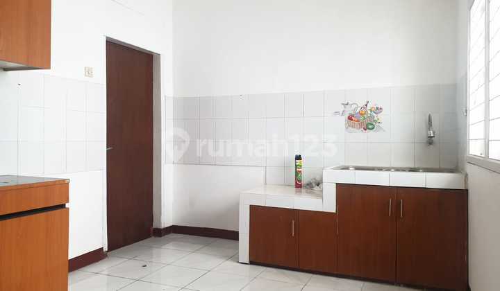 Rumah bebas banjir rapih dan siap pakai kayu putih 2