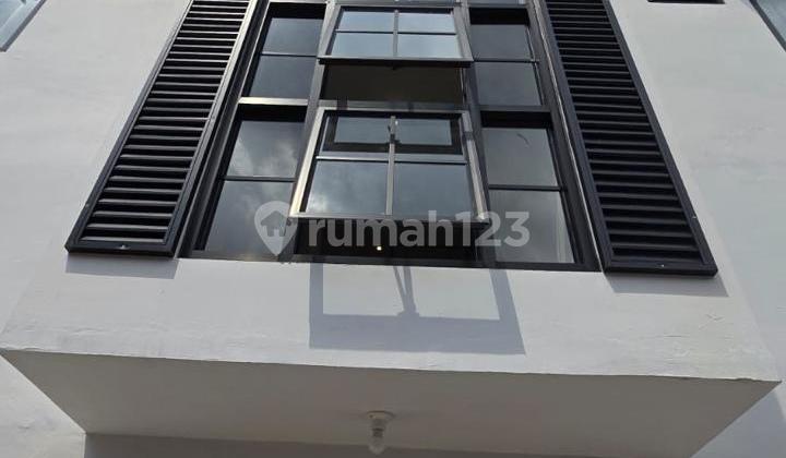 Rumah Kost Cibubur Dekat Mall Ciputra Rapih Siap Pakai