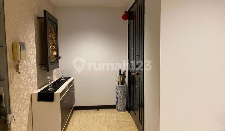 Apartemen Mall of Indonesia Frenchwalk 2 gandeng lantai marmer mewah 2