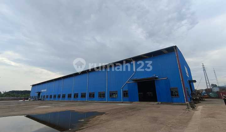 Gudang grand wisata bekasi pinggir jalan tol cikampek