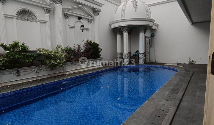 Rumah Mewah Tipe Classic Ada Kolam Renang Kelapa Gading 1