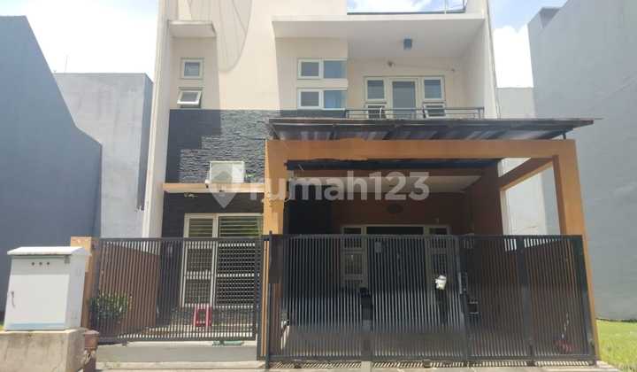 Minimalist House Gading Residences Kelapa Gading