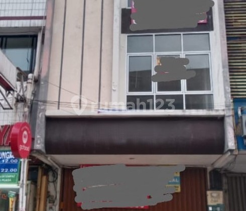 Shop House on the Side of Boulevard Raya Kelapa Gading, Suitable for Business Shop House on the Side of Boulevard Raya Kelapa Gading, Suitable for Business