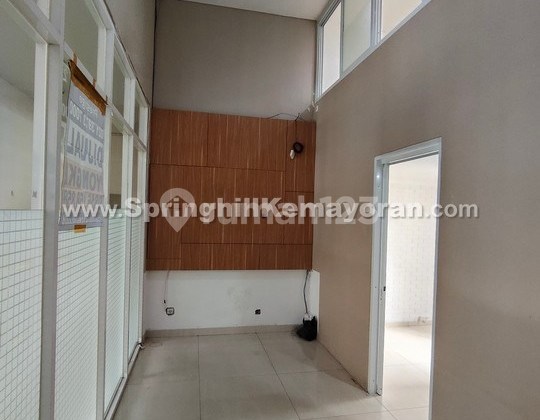 Kios Office Springhill Kemayoran (52m)
