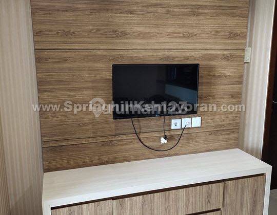 ruang keluarga springhill terrace 2br semi furnished