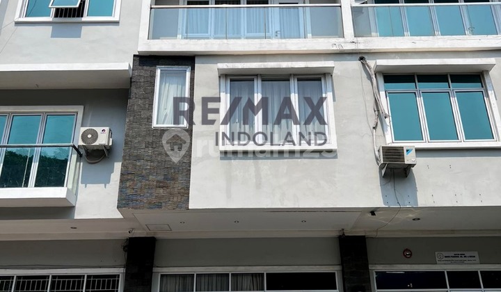 For Sale House Jl. Pantai Indah Selatan Block A, Pantai Indah Kapuk