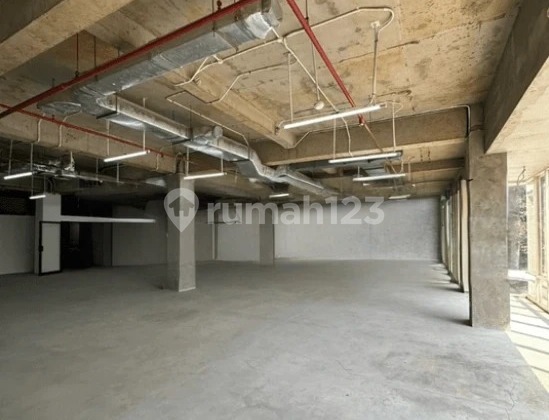 Jual Gedung Strategis 5 Lantai Plus Basement Kemang Raya, Jakarta Selatan