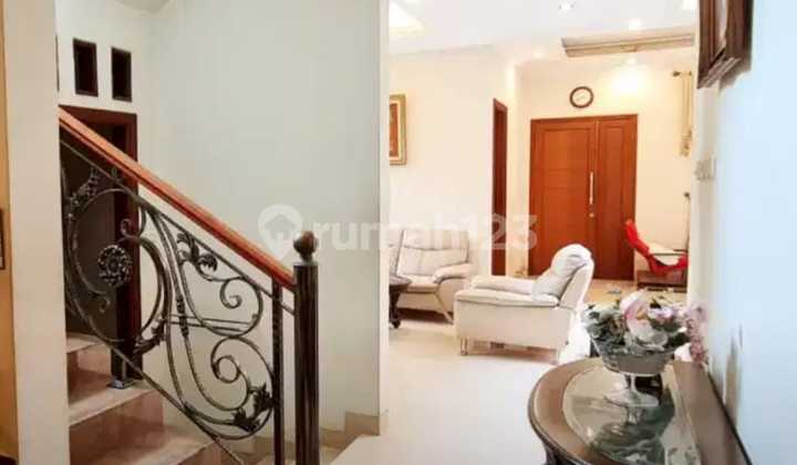 FOR SALE – Rumah Mewah di Rempoa, Jakarta Selatan 2