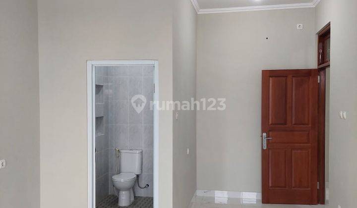 Jual Rumah 2,5 Lantai Pinggir Jalan Sukabumi Selatan Srengseng Jakarta Barat 2