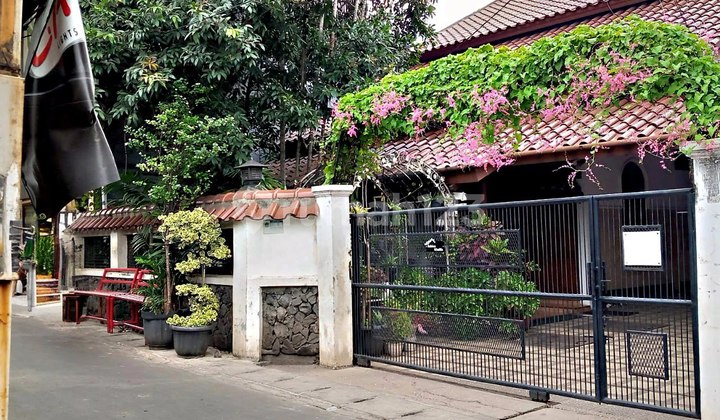 Jual Rumah Cantik Strategis Bangka, Pela Mampang, Jakarta Selatan 1