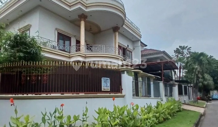 Jual Rumah 3 Lantai Perumahan Permata Buana, Kembangan, Jakarta Barat 1