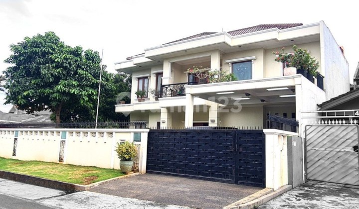FOR SALE – Rumah Mewah di Rempoa, Jakarta Selatan FOR SALE – Rumah Mewah di Rempoa, Jakarta Selatan