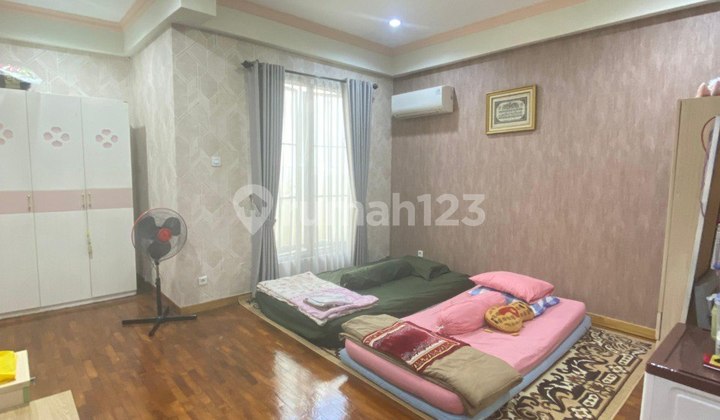 FOR SALE – Rumah Mewah Cantik di Pondok Indah, Kebayoran Lama, Jakarta Selatan 2