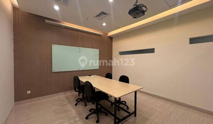 Sewa Office Space 143,36 Sqm Apl Tower Semi Furnished 1