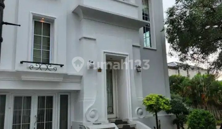 Jual Rumah Hoek 2,5 Lantai Cluster Casa Goya, Kemanggisan, Jakarta Barat