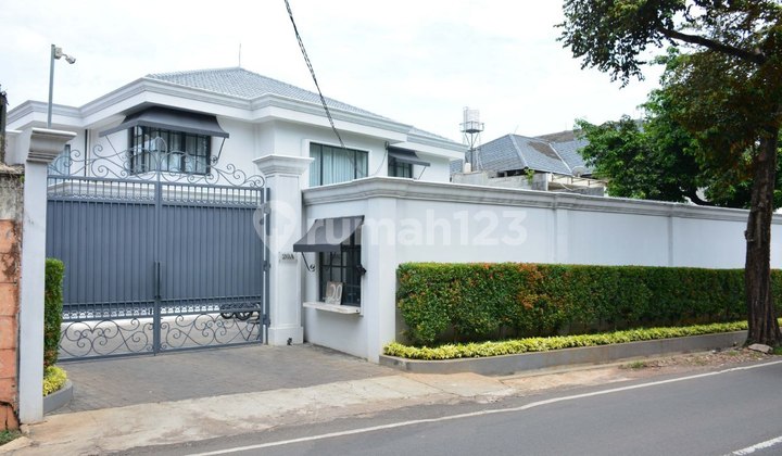 For Sale 2-Story House in Cipete, Kebayoran Baru, South Jakarta 1