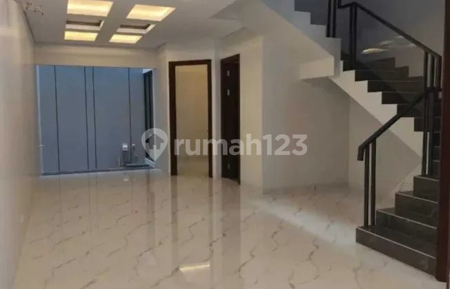FOR SALE – Rumah Baru 3 Lantai Komplek Sunrise Garden, Jakarta Barat 2