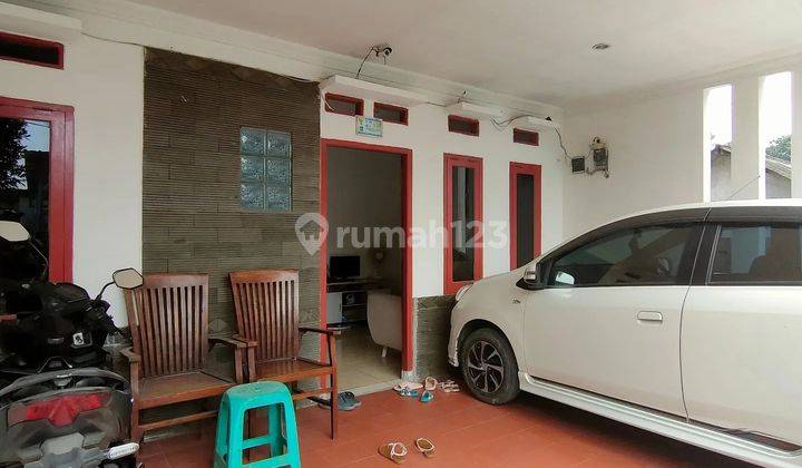 Rumah 2 Lantai Siap Huni Lokasi Strategis Harga Ekonomis dkt BSD 2