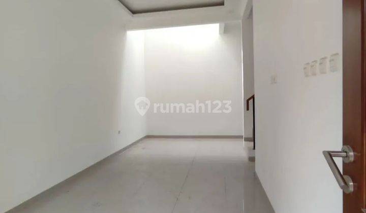 Rumah Cluster 2 Lt dipamulang harga promo untuk 4 unit pertama 2