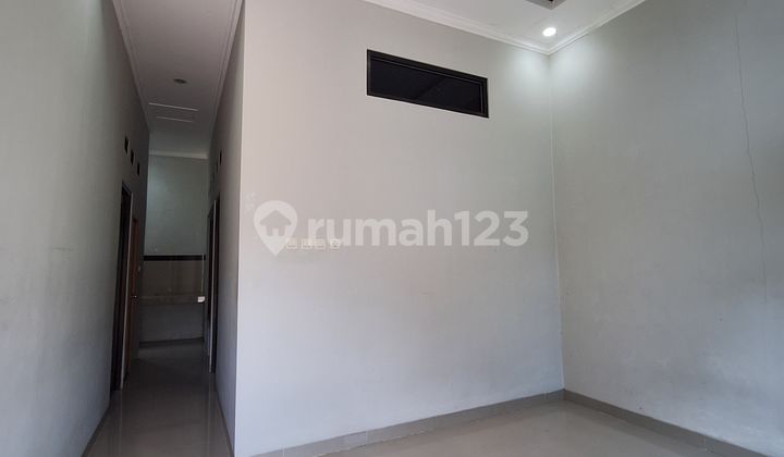 Ready-to-Live Cluster House 3 Bedrooms Economical Price in Pamulang 2
