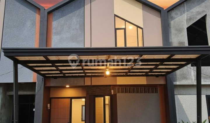 Mezzanine House Ready to Live In, Economical Price, 15 Minutes to Station