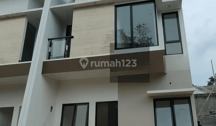 Rmh 2 Lt Siap Huni Tanah Lega Di Pamulang 1