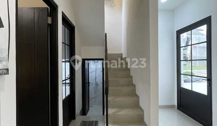 Beautiful Mountain View House in the Center of Bogor City, IDR 5 Million Down Payment All In.