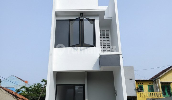 Rumah 2 Lt Minimalis Harga Ekonomis di Jagakarsa Free Biaya2