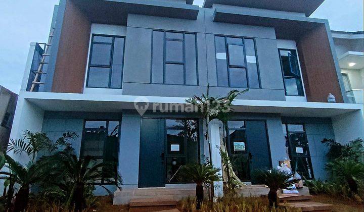 Rumah Cantik Dg Konsep One Stop Living Fasilitas Terlengkap Di Ciputat 1