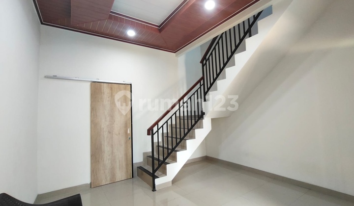 Rumah 2 LT Siap Huni Harga Ekonomis Dekat Bintaro Rumah 2 LT Siap Huni Harga Ekonomis Dekat Bintaro
