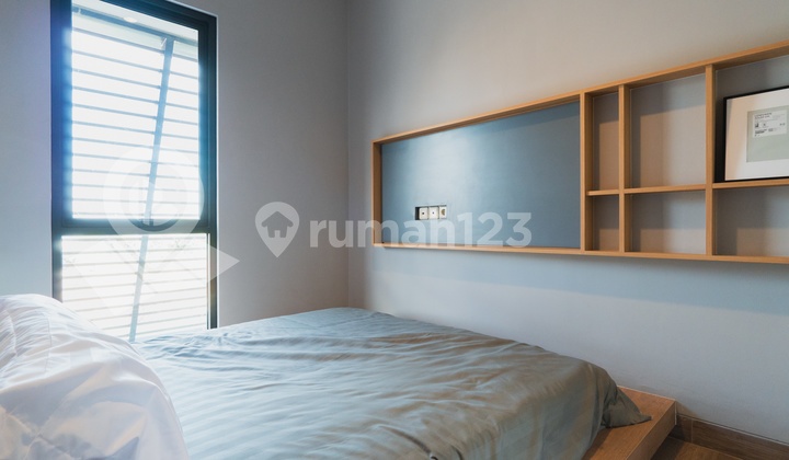 Rumah Minimalis Modern Baru 2 Lantai Dekat Akses Tol Stasiun KRL dan MRT Lebak Bulus 2