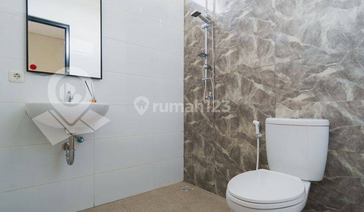 Hunian Mewah 2 Lantai Modern Lokasi Strategis Dekat Tol BSD 2