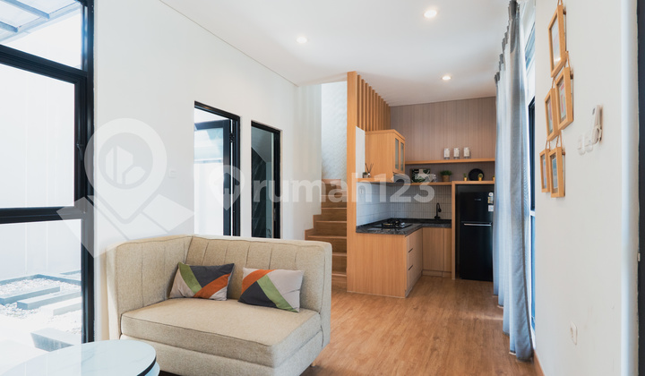 Rumah Baru Modern 3 Lantai Konsep Rumah Tumbuh Di Pusat Kota 2